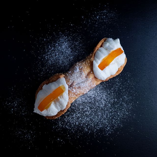 Holy Cannoli cu portocala