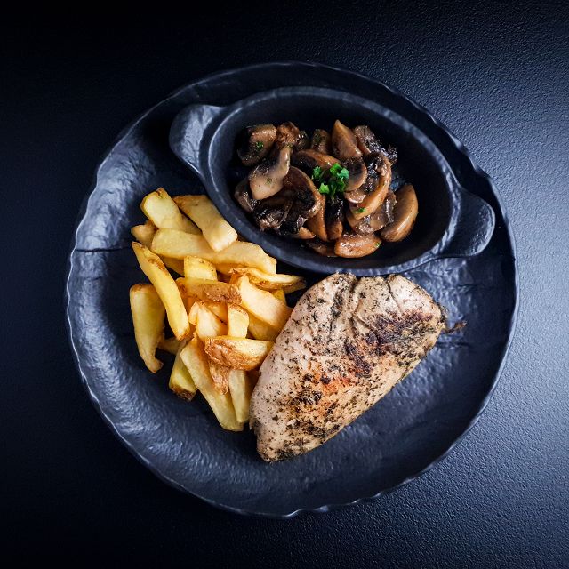 Meniu Piept de pui cu ciuperci sote